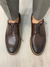 Laden Sie das Bild in den Galerie-Viewer, Noak Laced Eva Coffee Leather Shoes
