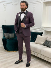 Charger l&#39;image dans la galerie, Carson Pull-out Collared Dobby Fabric Burgundy Groom Tuxedo
