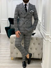 Laden Sie das Bild in den Galerie-Viewer, Luxe Slim Git Grey Double Breasted Suit
