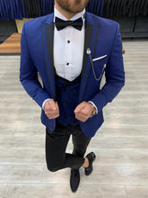 Load image into Gallery viewer, Harrison Sax Blue Pointed Collared Tuxedo
