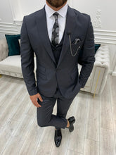 Laden Sie das Bild in den Galerie-Viewer, Moore Slim Fit Grey Suit
