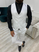 Laden Sie das Bild in den Galerie-Viewer, Barnes Slim Fit White Suit
