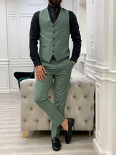 Laden Sie das Bild in den Galerie-Viewer, Monroe Water Green Slim Fit Suit
