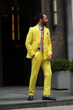 Charger l&#39;image dans la galerie, Madison Slim Fit Yellow Suit

