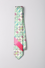 Load image into Gallery viewer, Intricate Pattern Silk Tie
