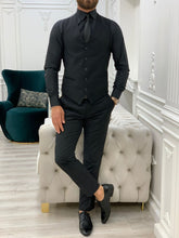 Laden Sie das Bild in den Galerie-Viewer, Moore Slim Fit Black Suit
