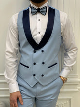 Load image into Gallery viewer, Connor Slim Fit Detachable Collar Ice Blue Groom Tuxedo
