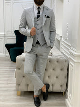 Laden Sie das Bild in den Galerie-Viewer, Monroe Slim Fit Light Grey Stripe Suit
