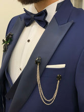 이미지를 갤러리 뷰어에 로드 , Connor Slim Fit Detachable Dovetail Groom Tuxedo
