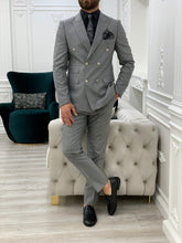 Laden Sie das Bild in den Galerie-Viewer, Vince Slim Fit Light Grey Double Breasted Suit
